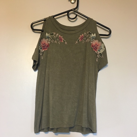 American Eagle T-shirt - Picture 1 of 1